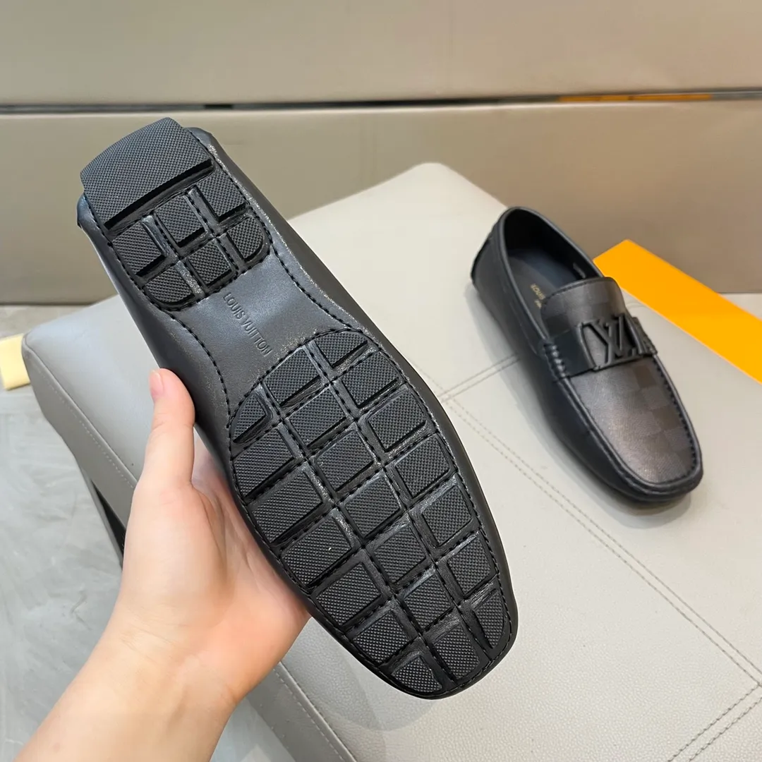 Factory price: 460💰LV men's beanie shoes 2025 official website synchronized <market top version> imported cowhide ➕ black cowhide original packaging. Size 38-45